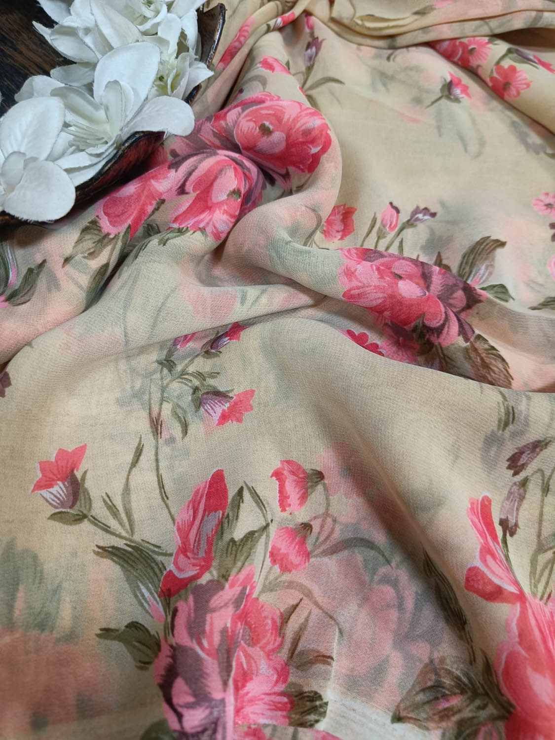 Soft and Elegant Pastel Georgette Fabric ( 1 Mtr ) - Luxurion World