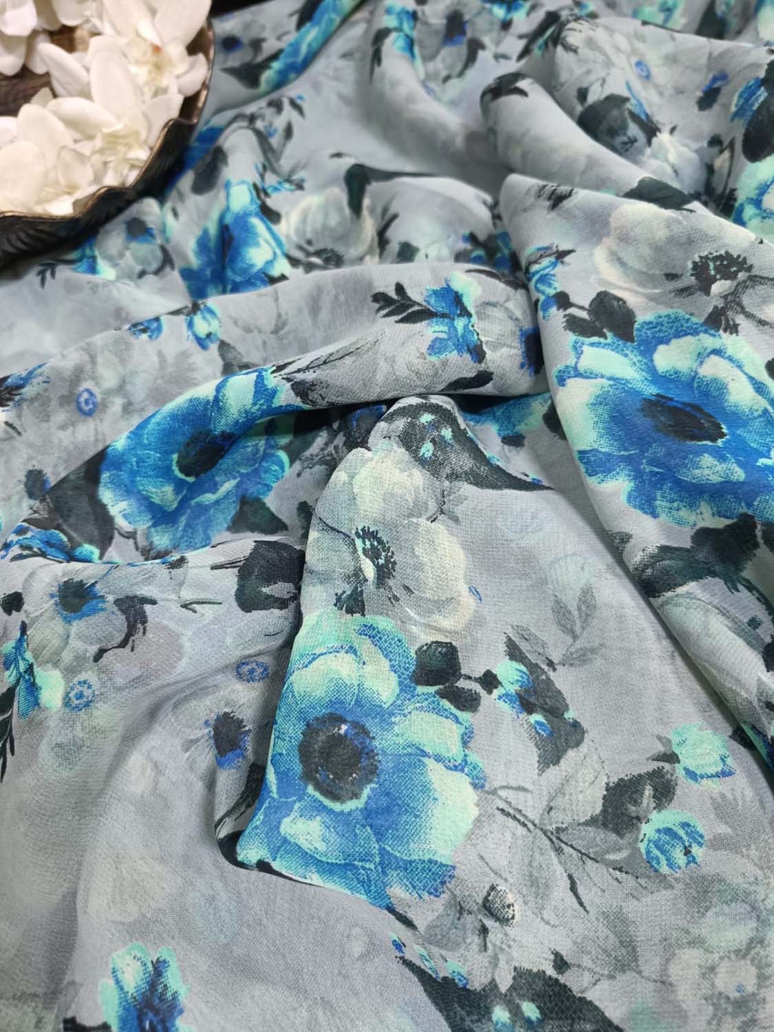 Elegant Grey Digital Printed Georgette Fabric ( 1 Mtr ) - Luxurion World