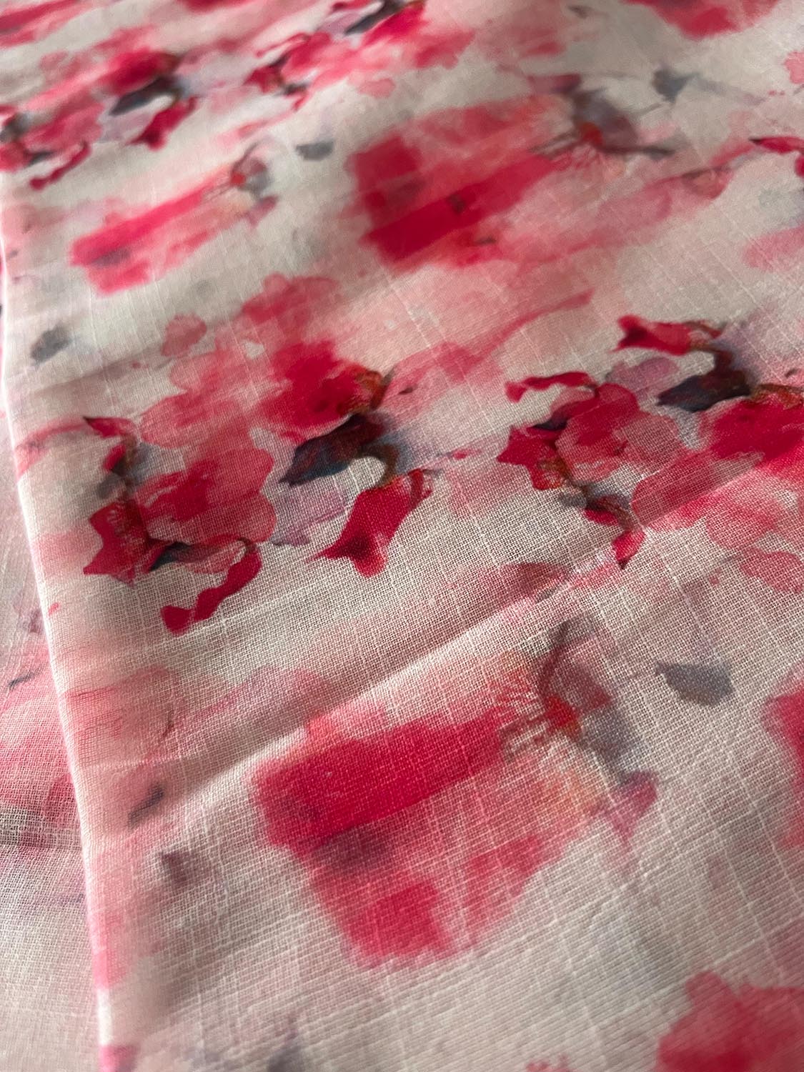 Pink Digital Printed Wrinkle Free Linen Cotton Fabric ( 1 Mtr ) - Luxurion World