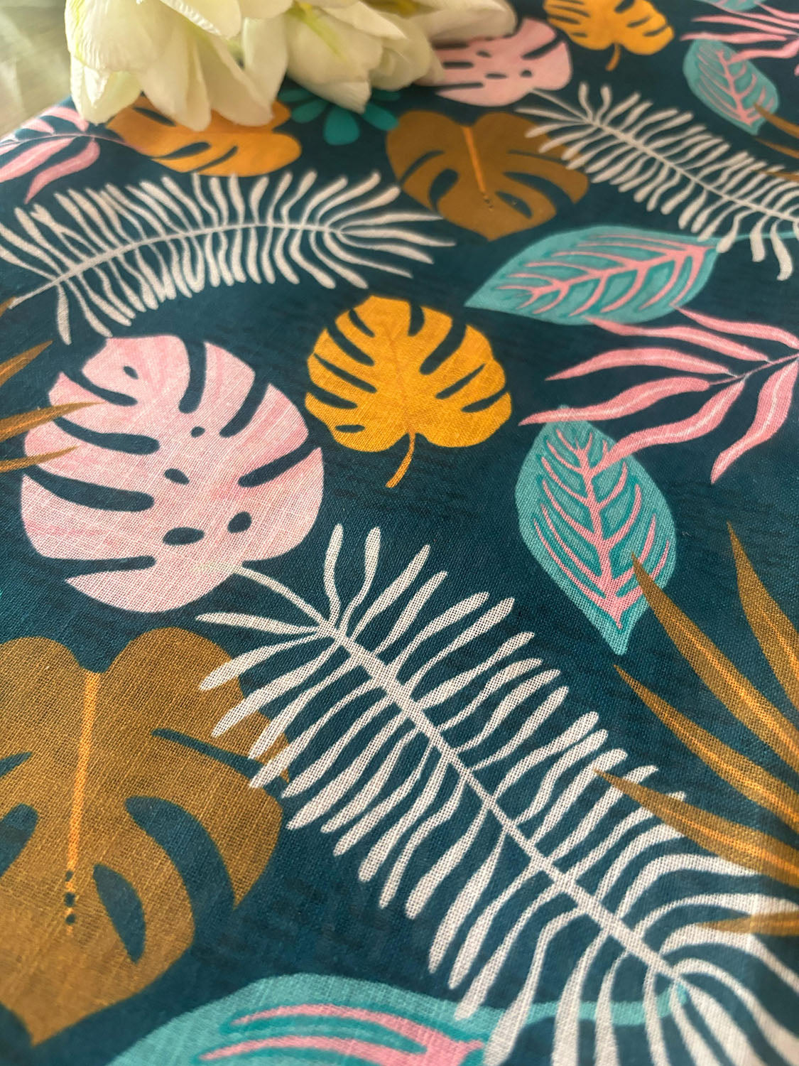 Multicolor Cotton Linen Digital Printed Fabric ( 1 Mtr ) - Luxurion World