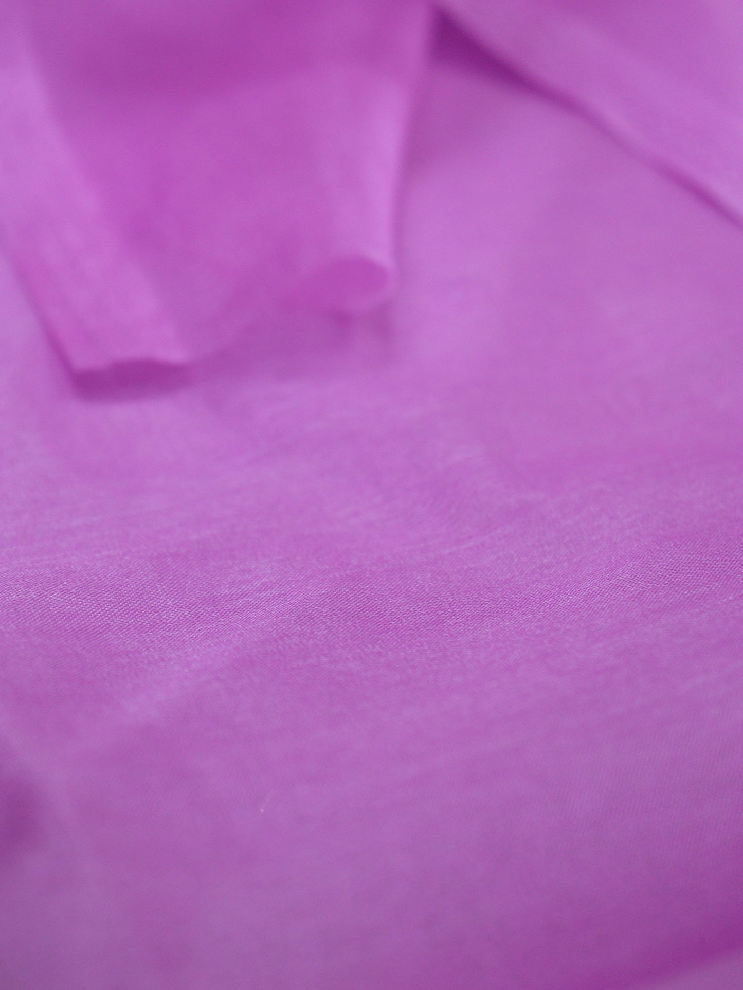 Stunning Pink Organza Silk Fabric for Elegant Attire (1 tr) - Luxurion World