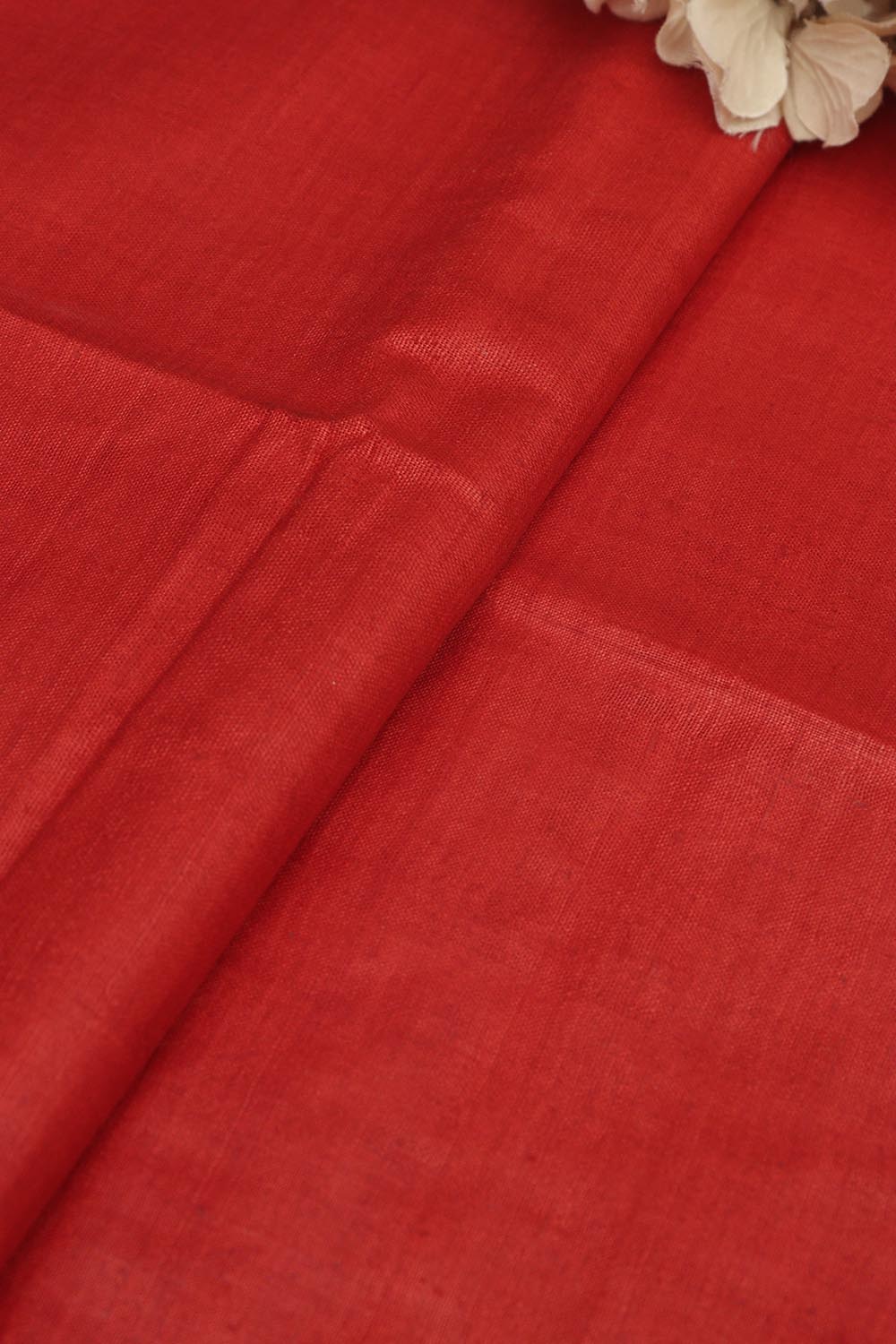 Red Plain Handloom Pure Matka Silk Fabric ( 1 Mtr ) - Luxurion World