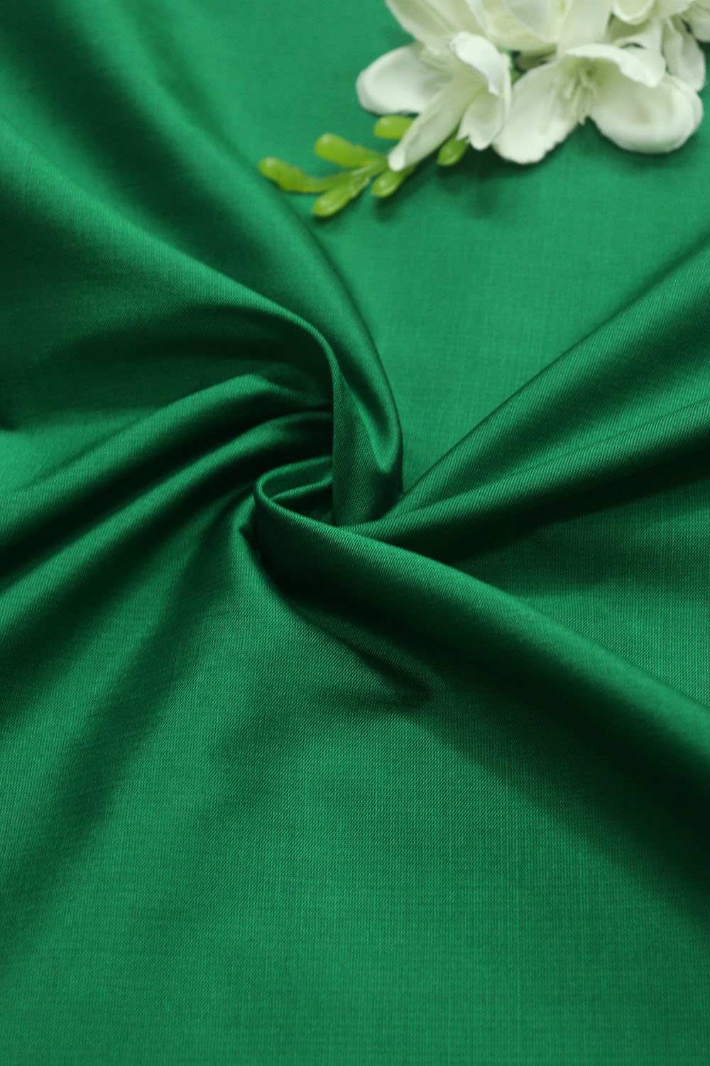 Green Plain Silk Fabric ( 0.5 Mtr ) - Luxurion World