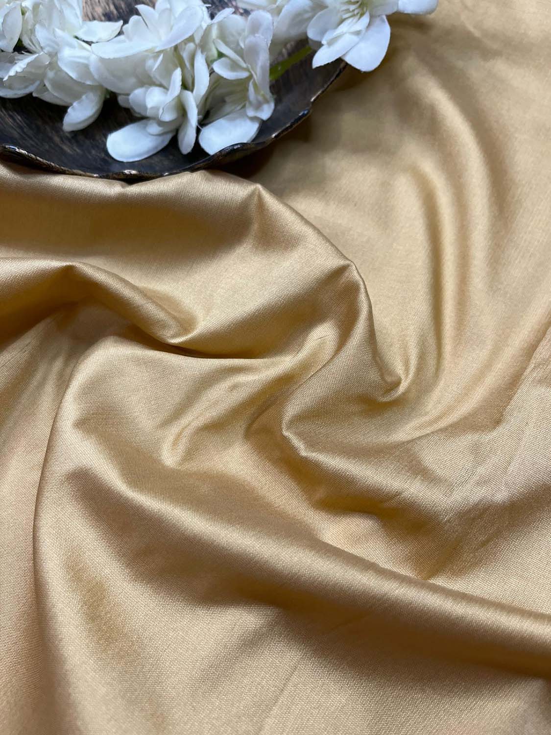Golden Plain Silk Fabric ( 0.5 Mtr ) - Luxurion World