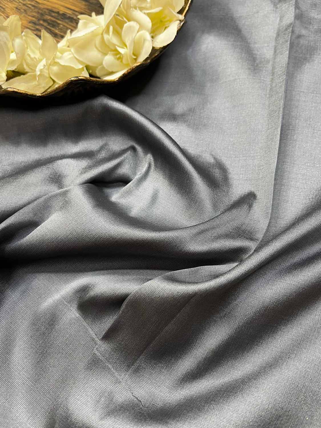 Grey Plain Silk Fabric ( 1 Mtr ) - Luxurion World