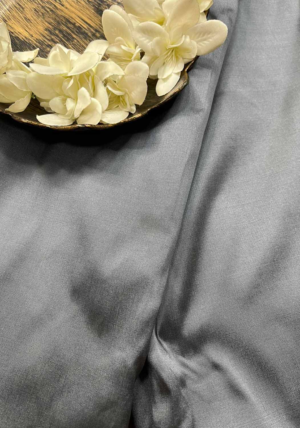 Grey Plain Silk Fabric ( 1 Mtr ) - Luxurion World