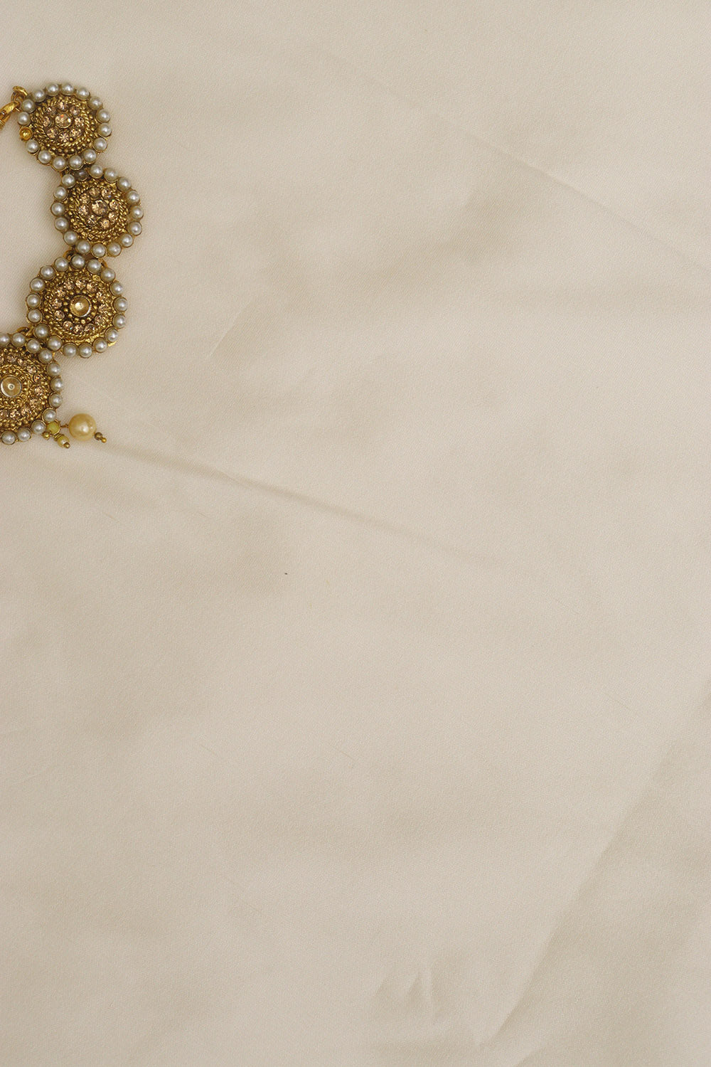 Off White Plain Silk Fabric ( 0.75 Mtr ) - Luxurion World