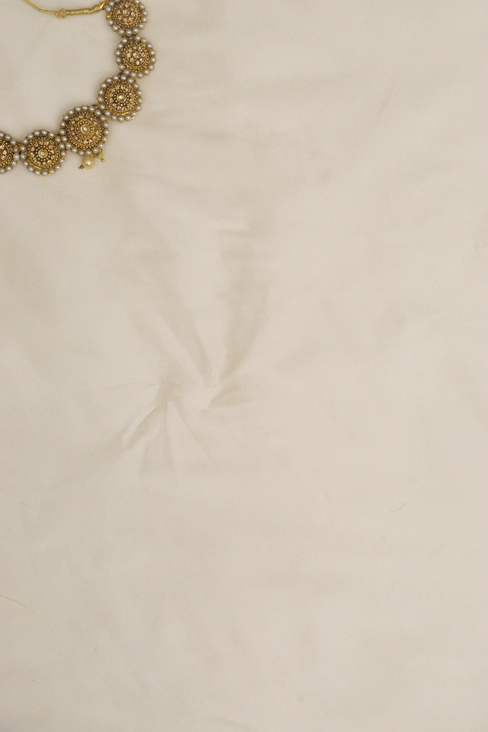 Off White Plain Silk Fabric ( 0.75 Mtr ) - Luxurion World