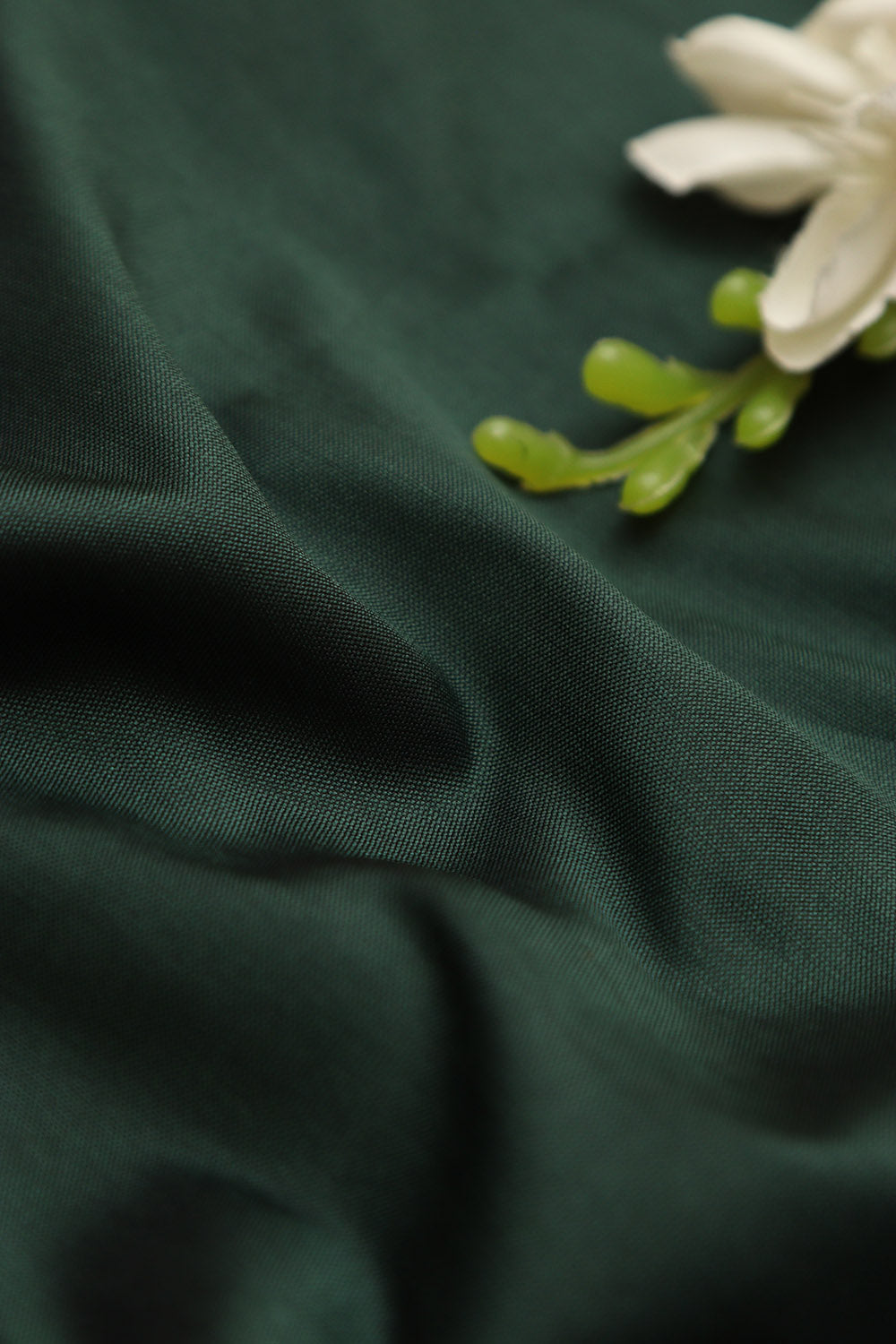 Green Plain Silk Fabric ( 1 Mtr ) - Luxurion World
