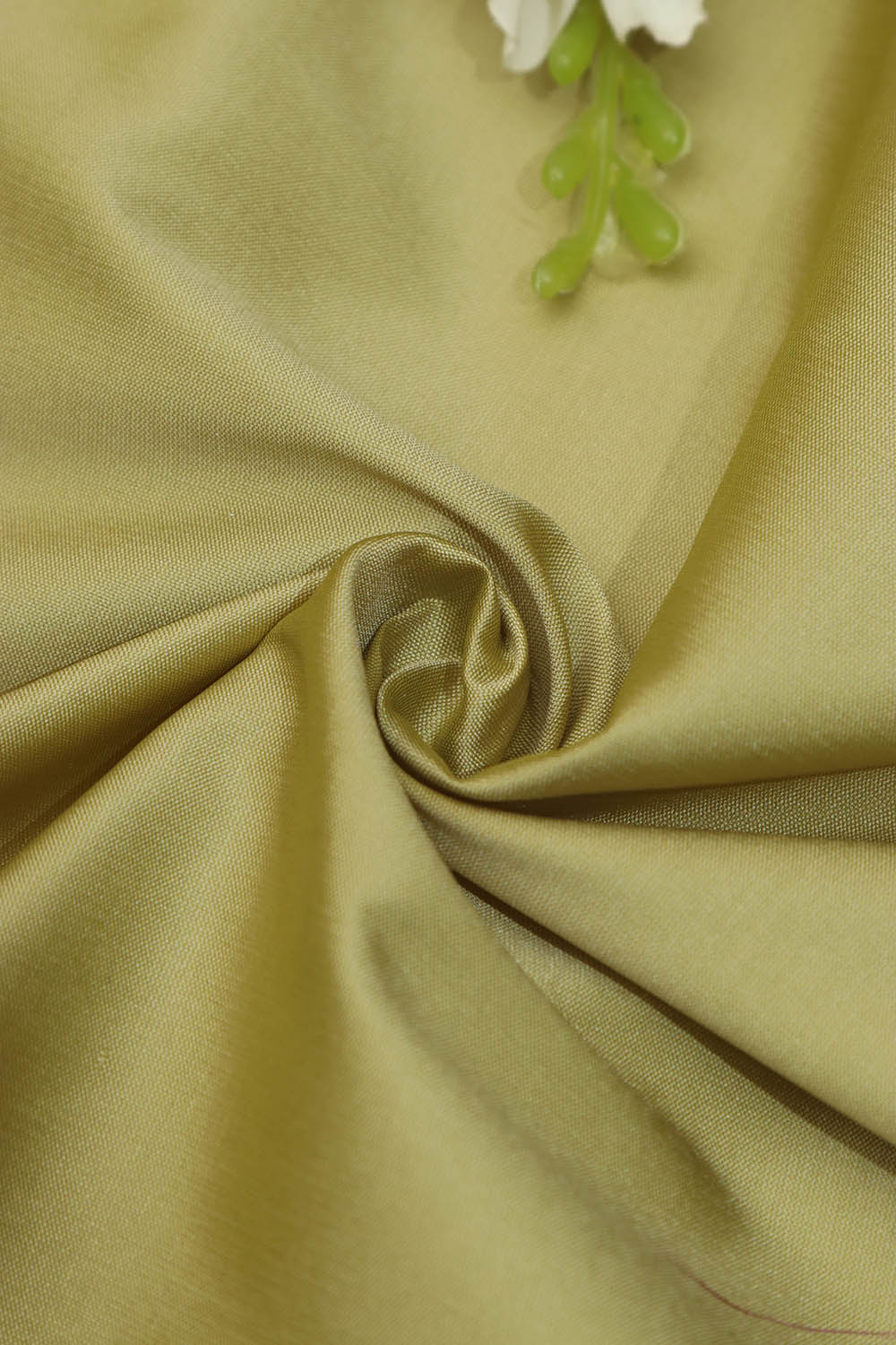 Green Plain Silk Fabric ( 1 Mtr ) - Luxurion World