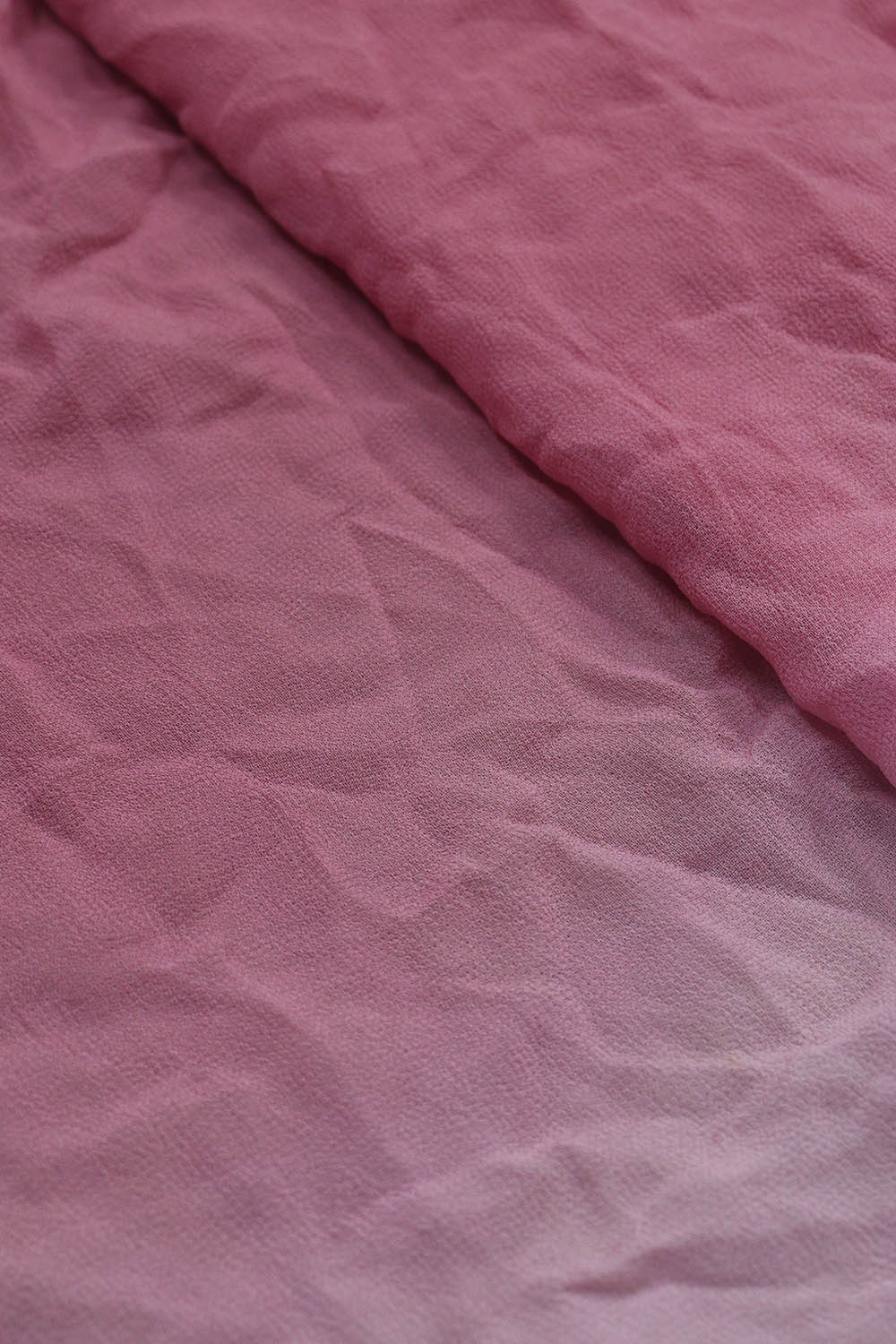 Pink Trendy Georgette Shaded Fabric  ( 1 Mtr ) - Luxurion World