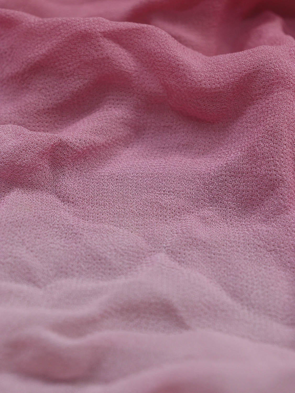 Pink Trendy Georgette Shaded Fabric  ( 1 Mtr ) - Luxurion World