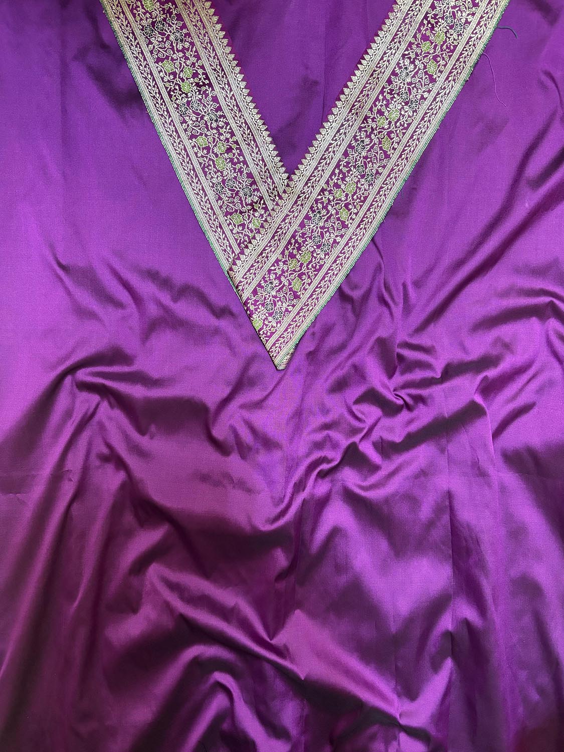 Purple Plain Soft Silk Unstitched Kurti Fabric With Purple Banarasi Handloom Vintage Pure Silk Border - Luxurion World