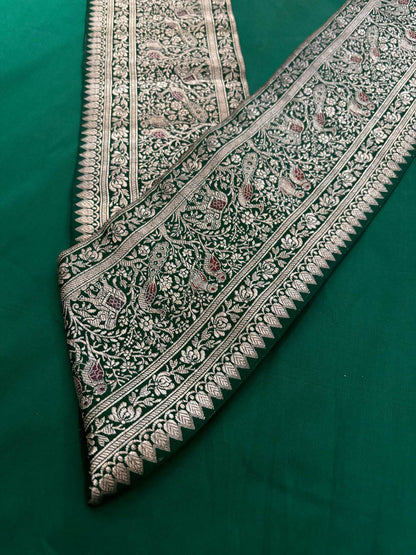 Green Plain Soft Silk Unstitched Kurti Fabric With Green Banarasi Handloom Vintage Pure Silk Border - Luxurion World