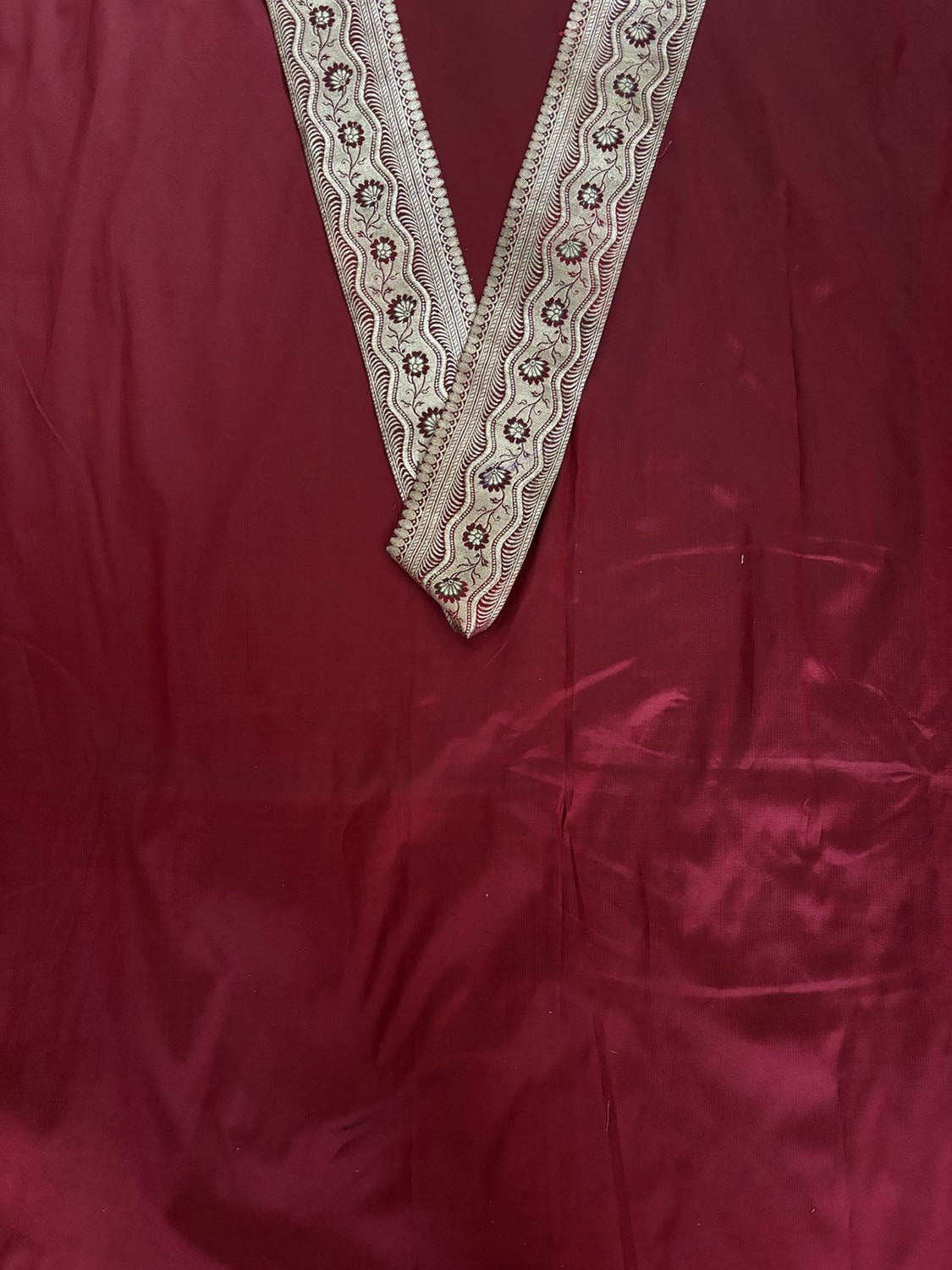 Maroon Banarasi Handloom Vintage Pure Silk Border - Luxurion World