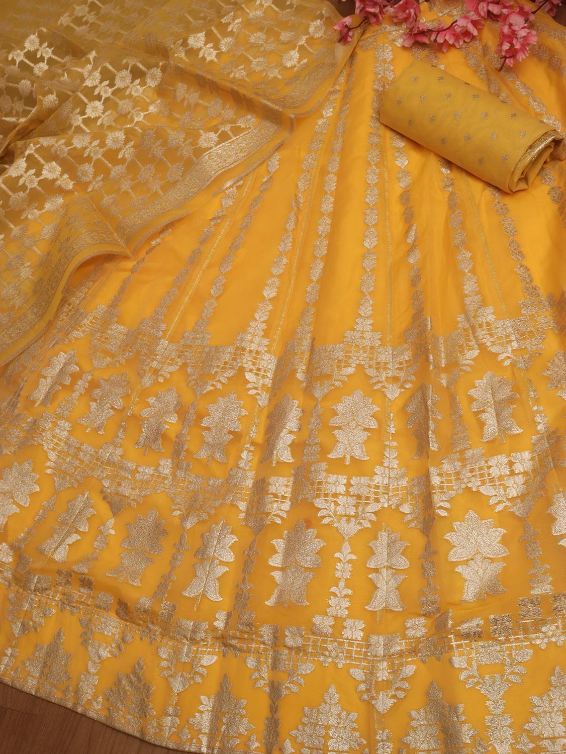 Yellow Handloom Banarasi Organza Silk Stitched Lehenga - Luxurion World