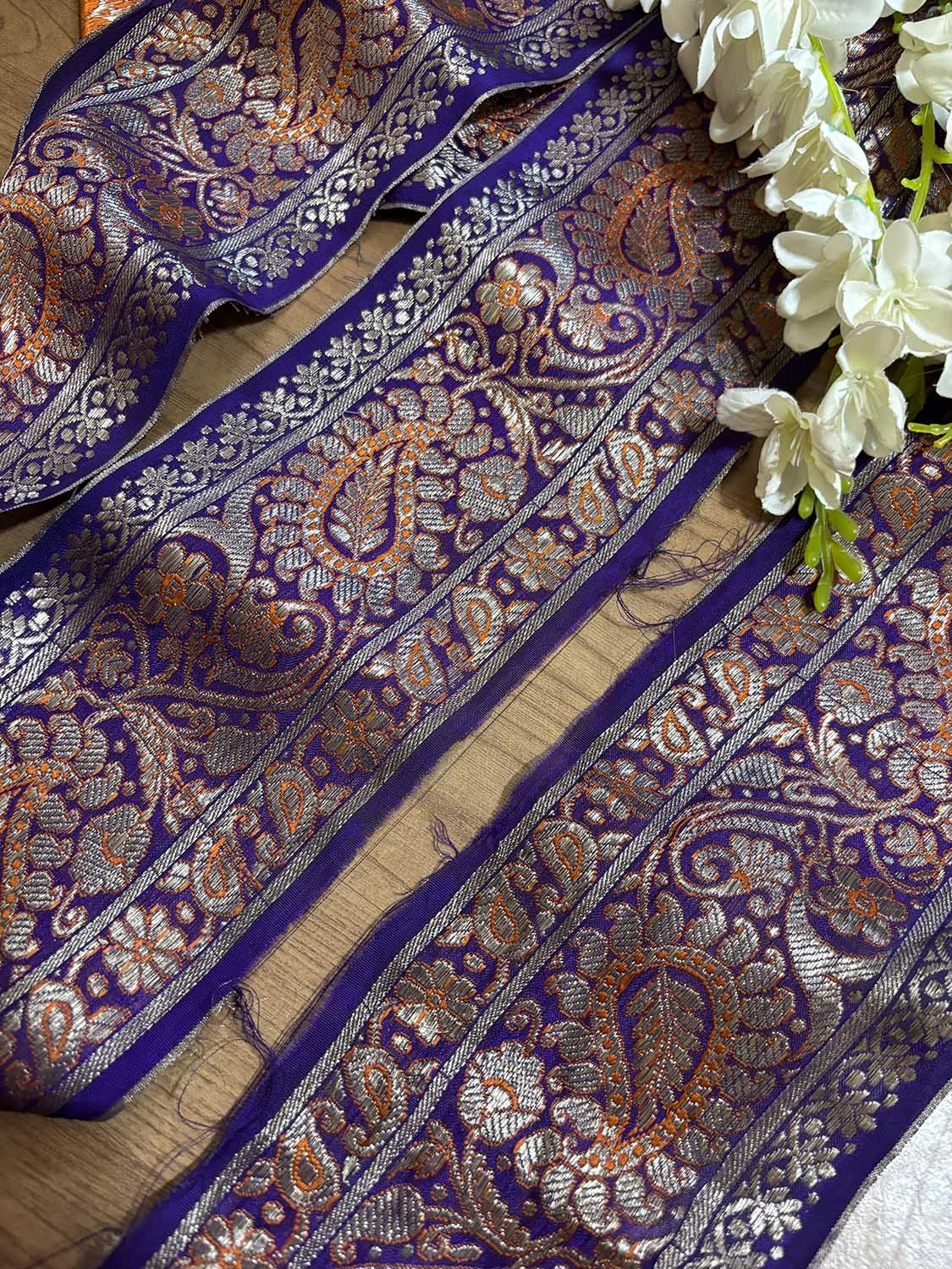 Exquisite Purple Banarasi Handloom Vintage Pure Silk Border ( 1 Mtr ) - Luxurion World