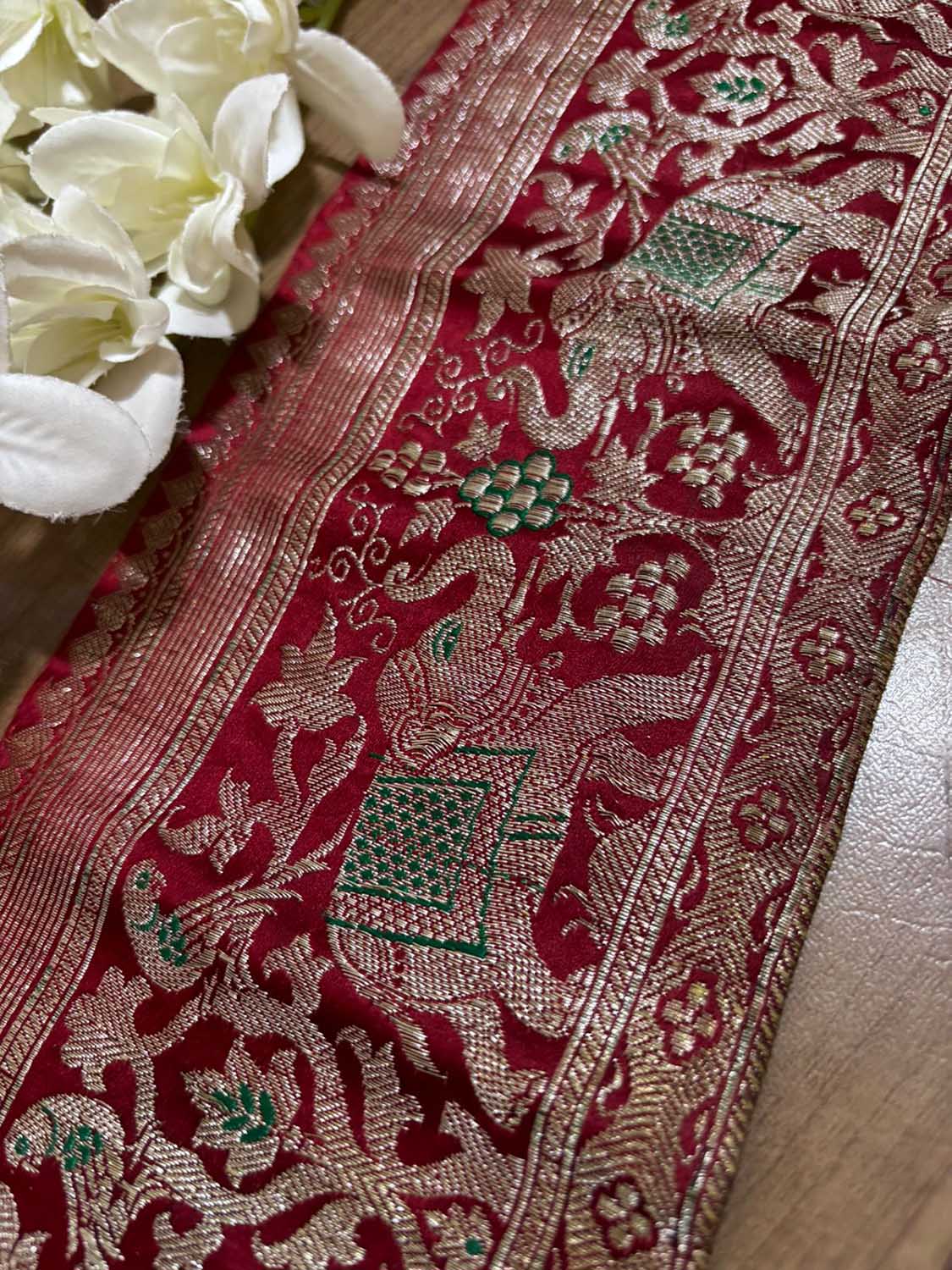 Red Banarasi Handloom Vintage Pure Silk Border ( 1 Mtr ) - Luxurion World