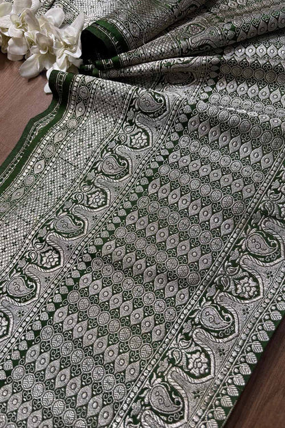 Green Banarasi Handloom Vintage Pure Silk Border ( 1 Mtr ) - Luxurion World