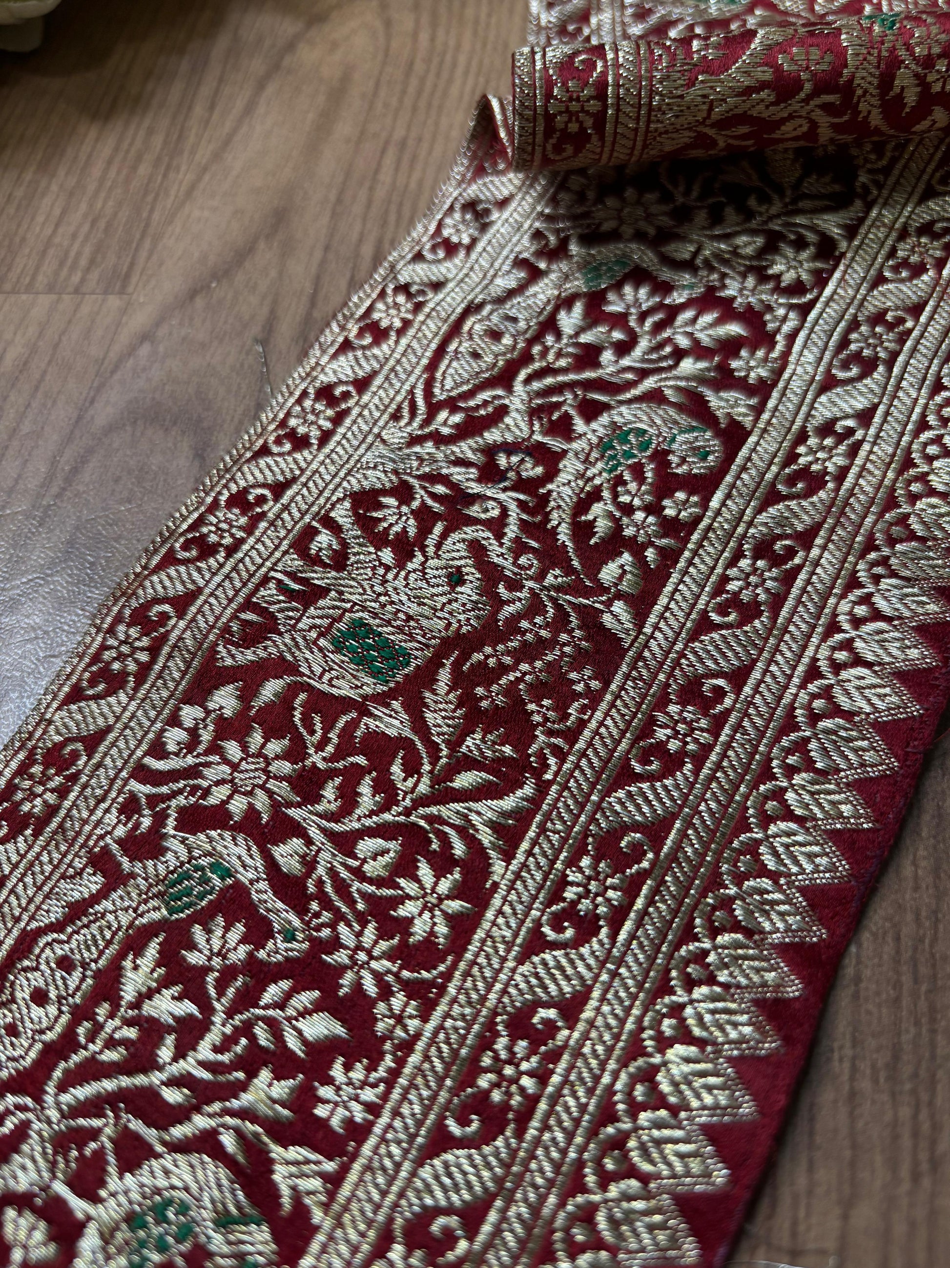 Maroon Banarasi Handloom Vintage Pure Silk Border ( 0.5 Mtr ) - Luxurion World