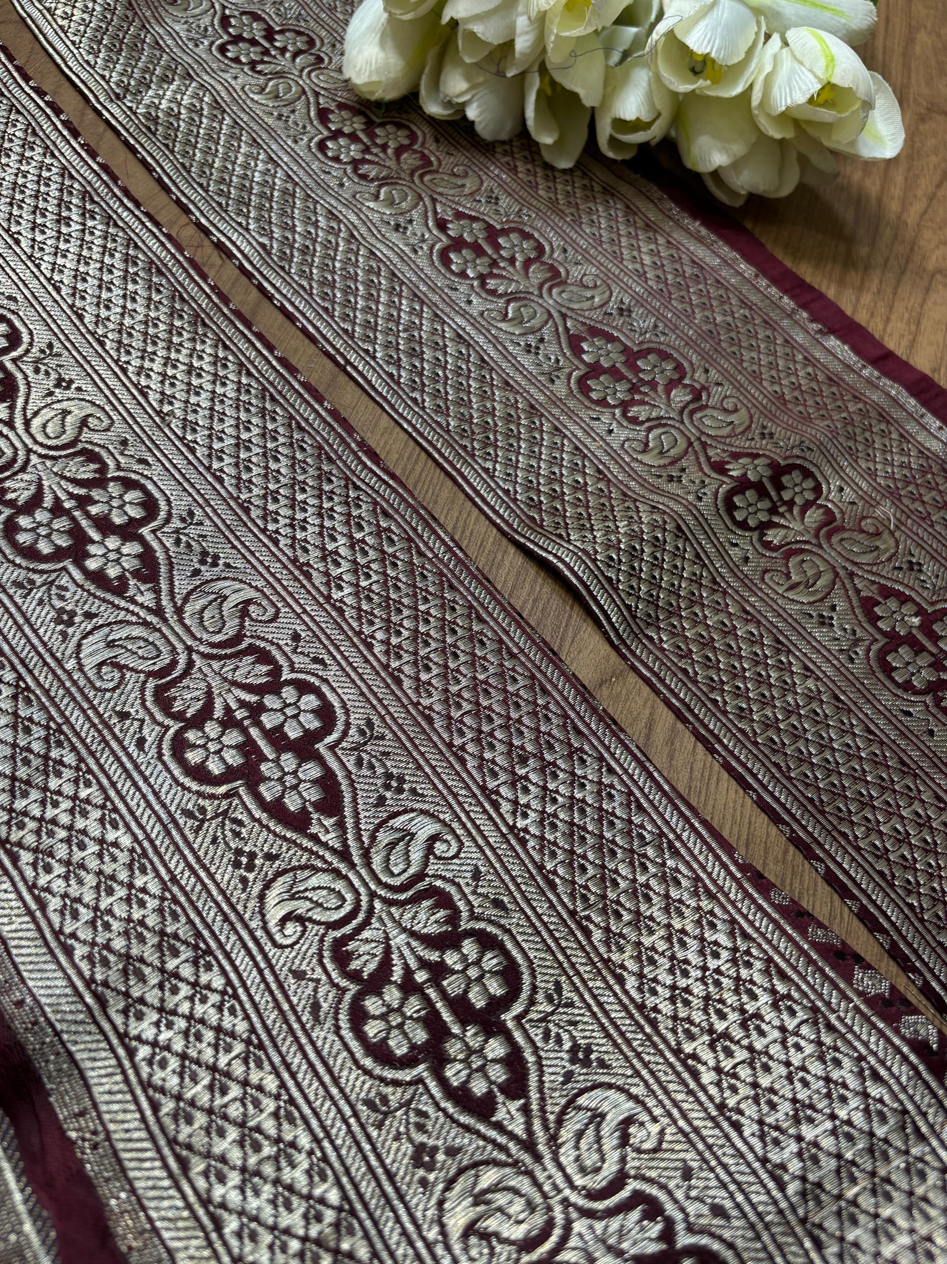 Brown Banarasi Handloom Vintage Pure Silk Border ( 1 Mtr ) - Luxurion World