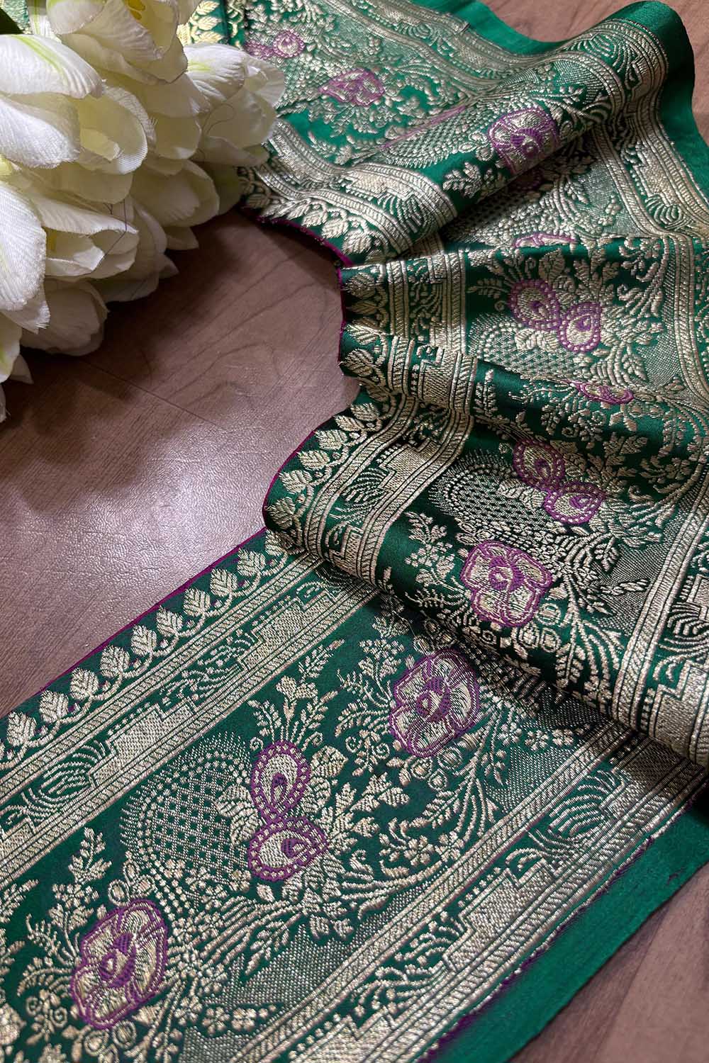 Green Banarasi Handloom Vintage Pure Silk Border ( 1 Mtr ) - Luxurion World