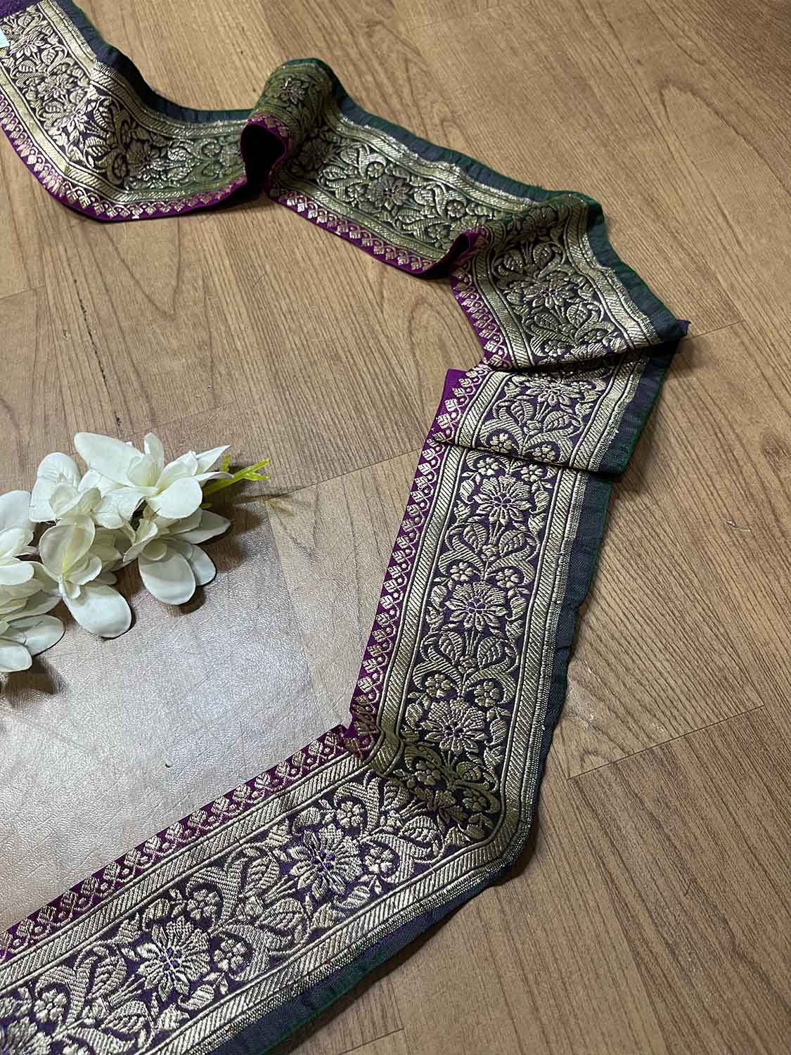 Exquisite Purple Banarasi Handloom Vintage Pure Silk Border ( 1.25 Mtr ) - Luxurion World