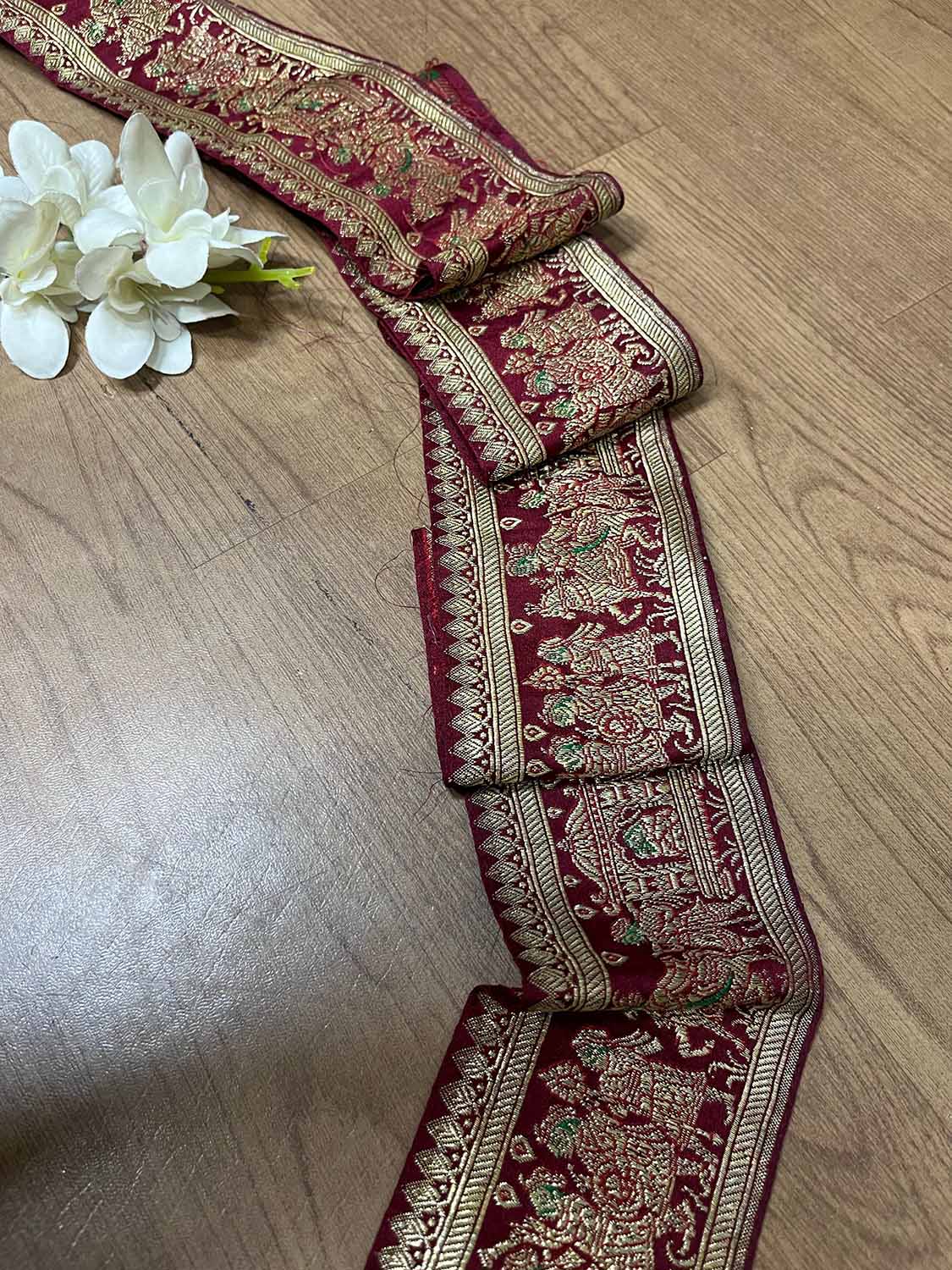 Maroon Banarasi Handloom Vintage Pure Silk Border ( 1 Mtr ) - Luxurion World