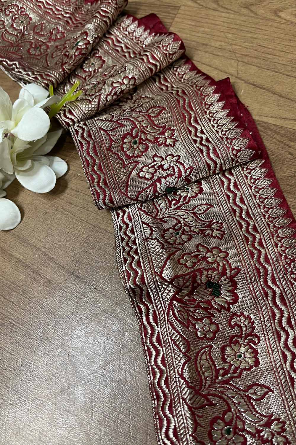 Maroon Banarasi Handloom Vintage Pure Silk Border ( 1 Mtr ) - Luxurion World