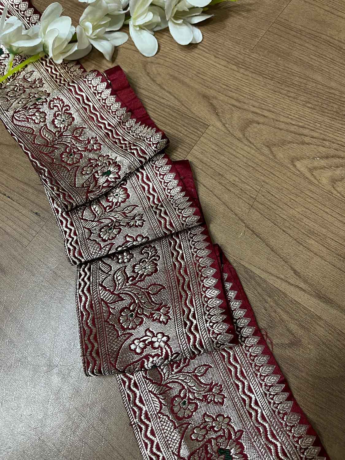 Maroon Banarasi Handloom Vintage Pure Silk Border ( 1 Mtr ) - Luxurion World