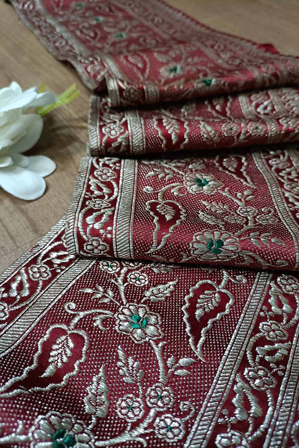 Maroon Banarasi Handloom Vintage Pure Silk Border ( 1 Mtr ) - Luxurion World