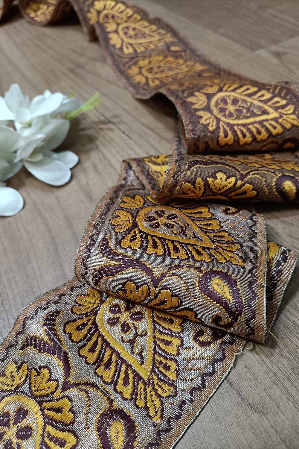 Brown Banarasi Handloom Vintage Pure Silk Border ( 1 Mtr ) - Luxurion World