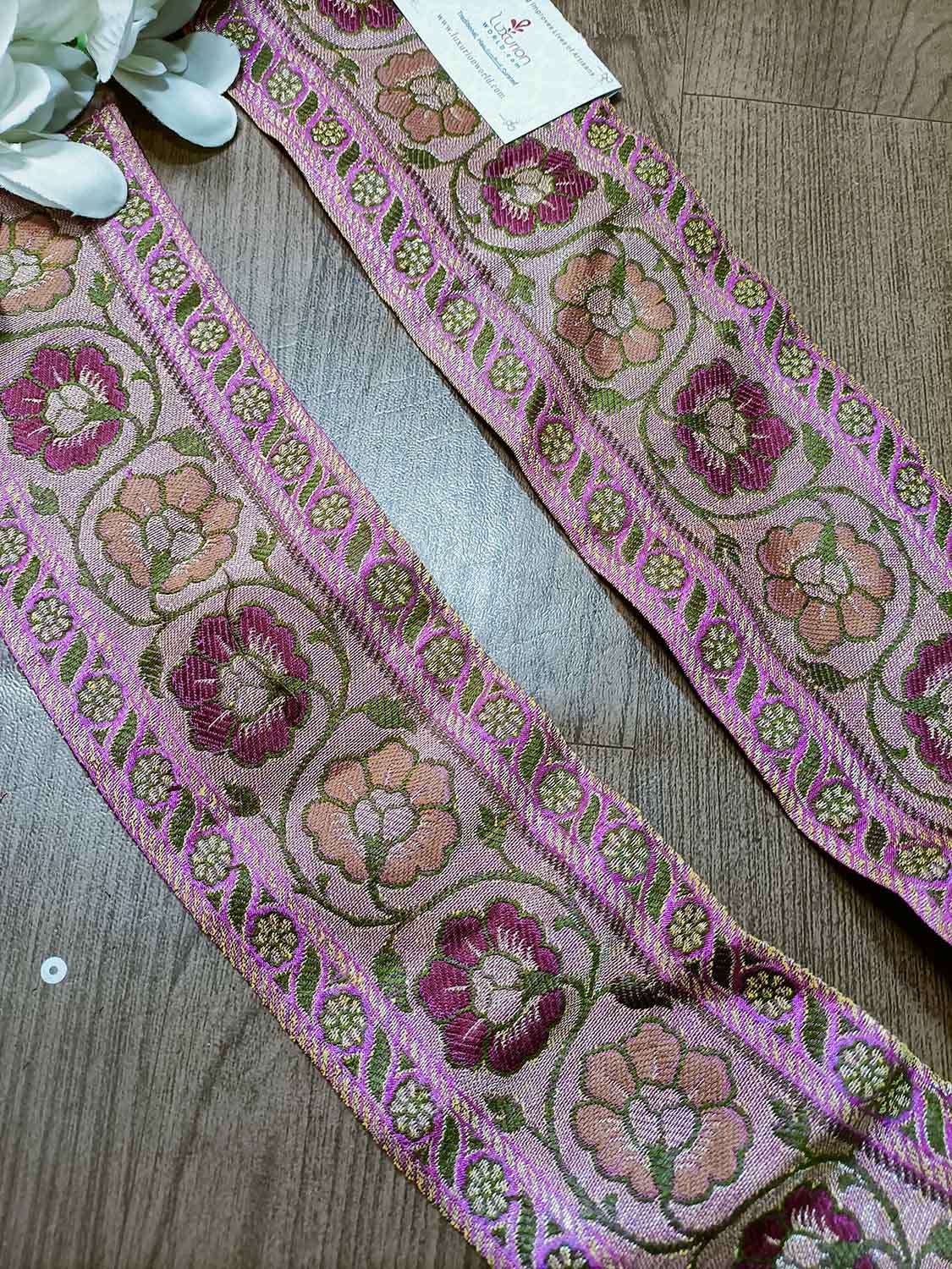 Pink Banarasi Handloom Vintage Pure Silk Border ( 0.75 Mtr ) - Luxurion World
