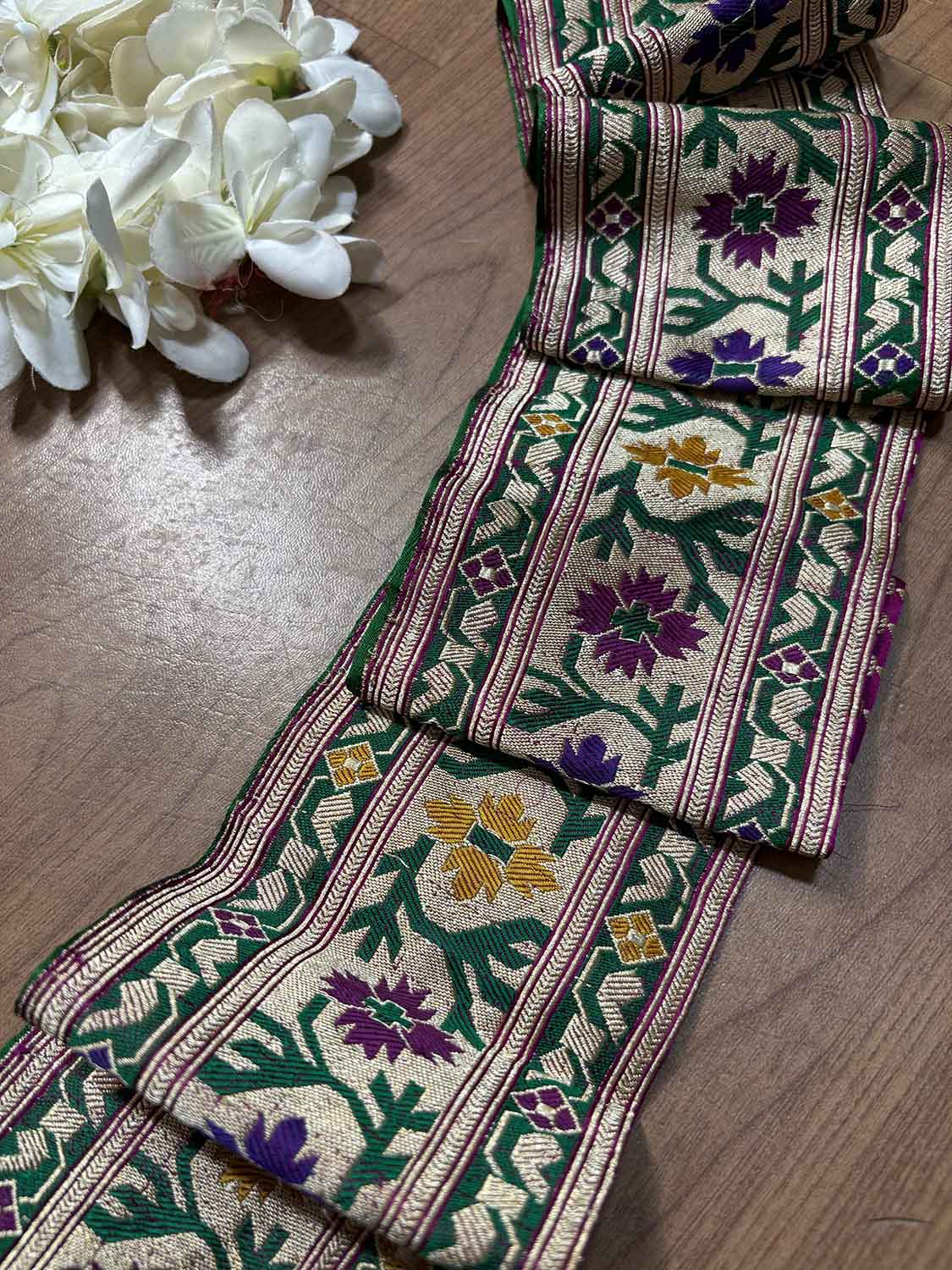 Multicolor Banarasi Handloom Vintage Pure Silk Border ( 1 Mtr ) - Luxurion World