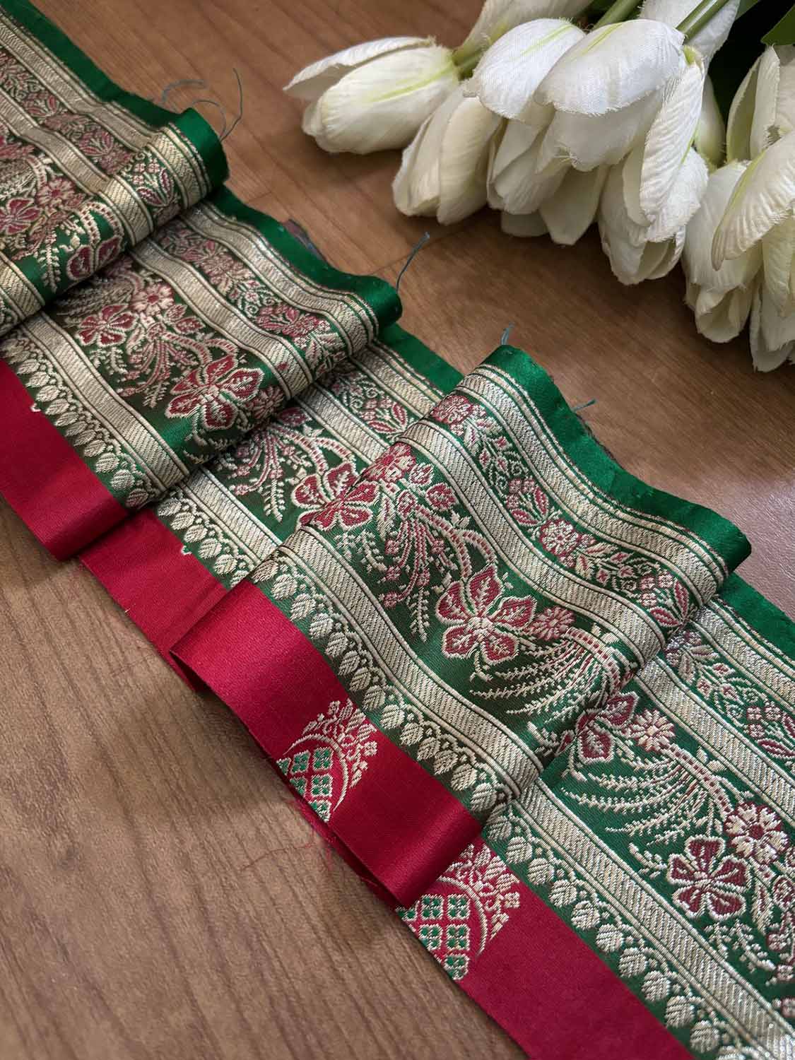 Green Banarasi Handloom Vintage Pure Silk Border ( 1 Mtr ) - Luxurion World