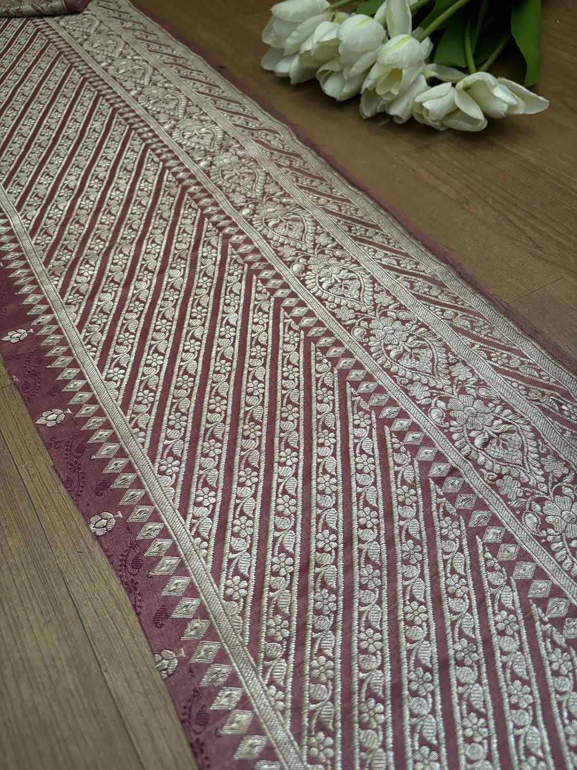 Pink Banarasi Handloom Vintage Pure Silk Border ( 1 Mtr ) - Luxurion World