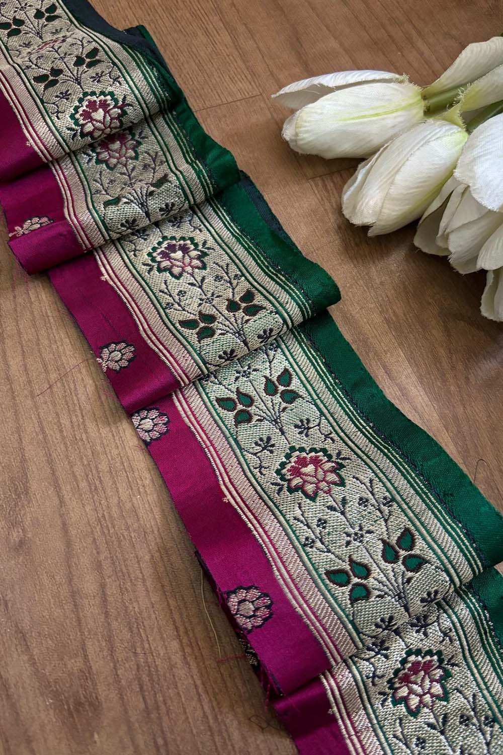 Green Banarasi Handloom Vintage Pure Silk Border ( 1 Mtr ) - Luxurion World