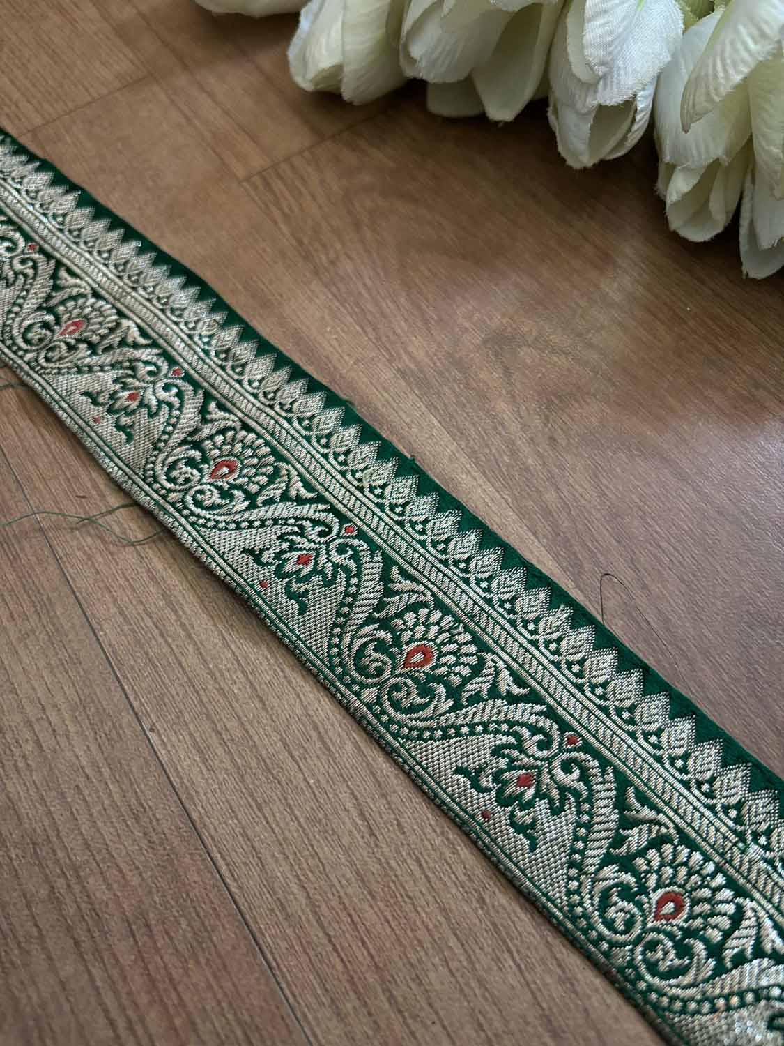 Green Banarasi Handloom Vintage Pure Silk Border ( 1 Mtr ) - Luxurion World