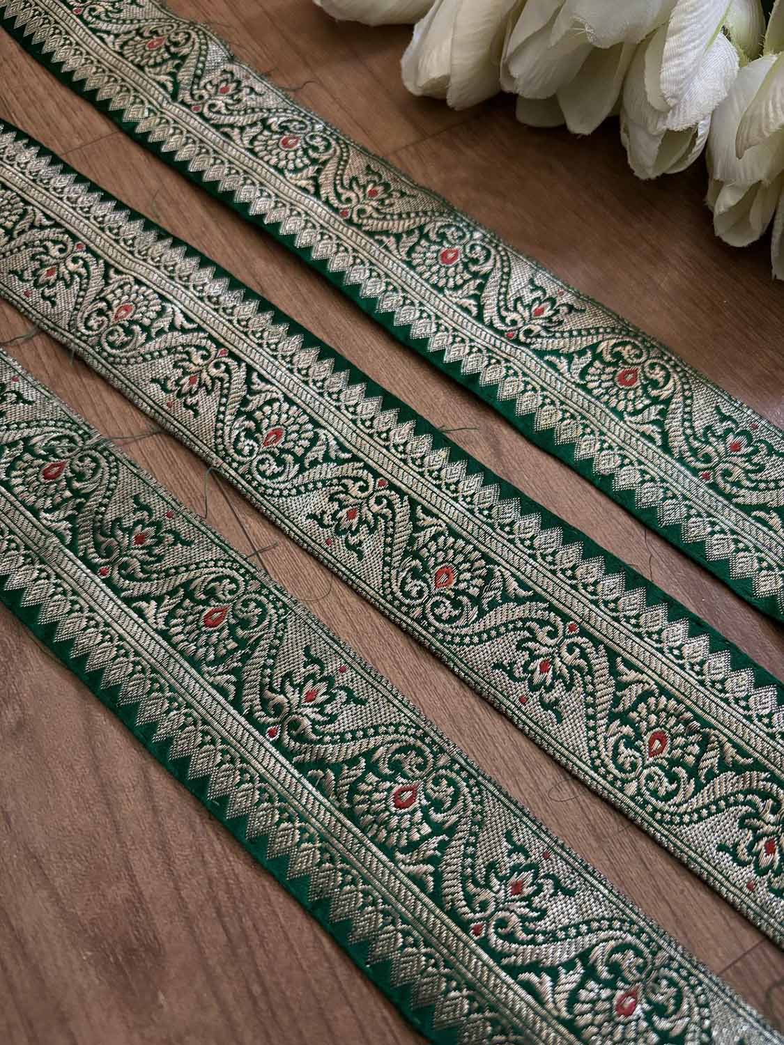 Green Banarasi Handloom Vintage Pure Silk Border ( 1 Mtr ) - Luxurion World