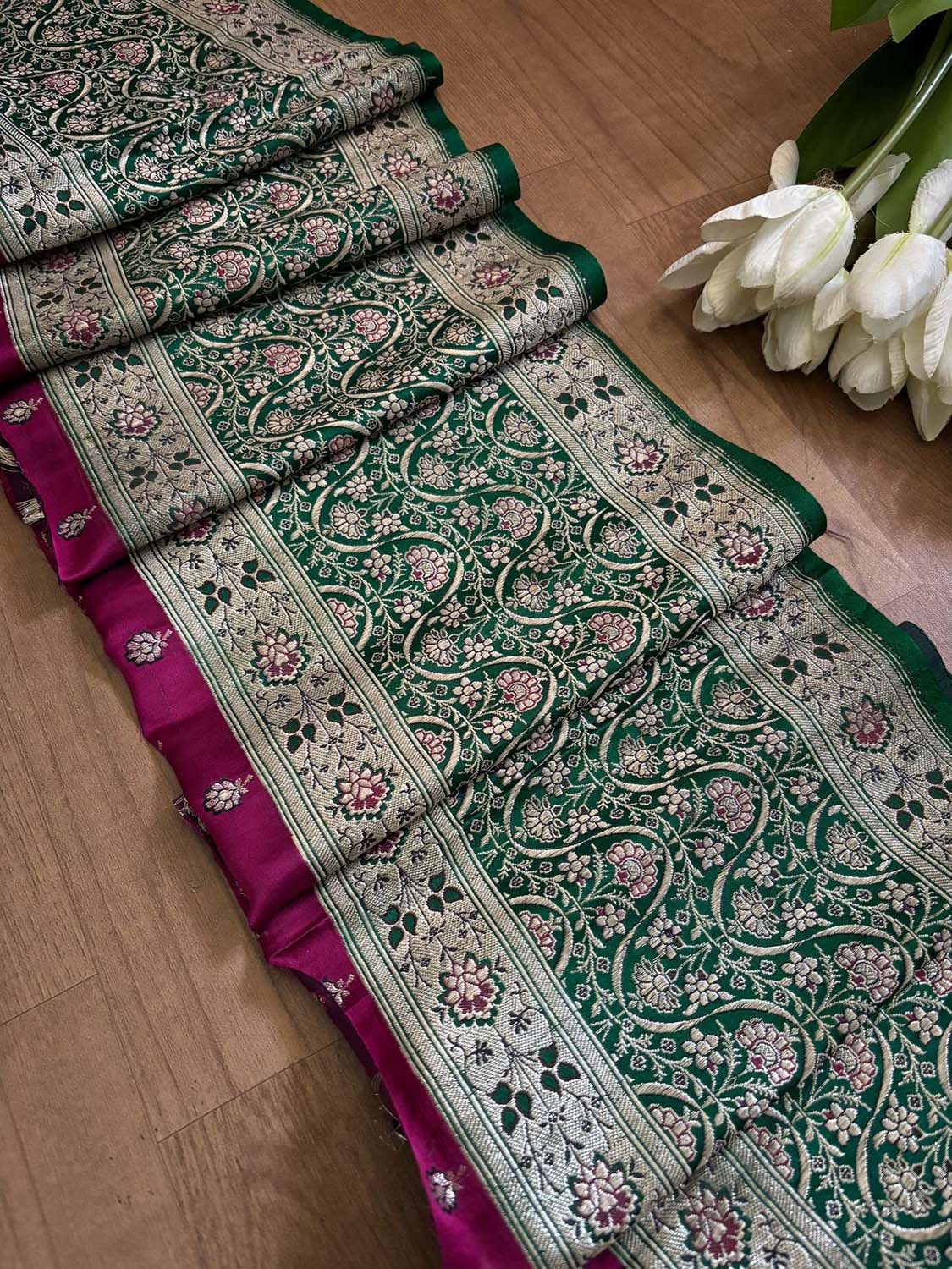 Green Banarasi Handloom Vintage Pure Silk Border ( 1 Mtr ) - Luxurion World