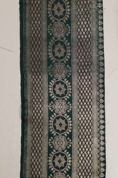 Green Banarasi Handloom Vintage Pure Silk Border ( 1 Mtr ) - Luxurion World