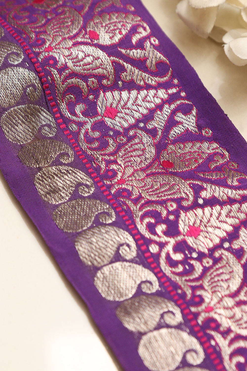 Exquisite Purple Banarasi Handloom Vintage Pure Silk Border Lace ( 1 Mtr ) - Luxurion World