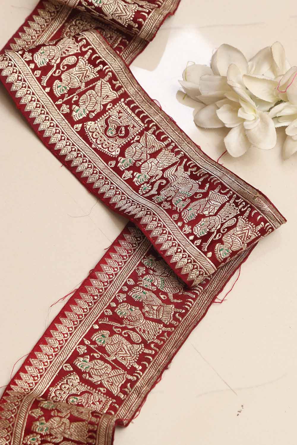 Maroon Banarasi Handloom Vintage Pure Silk Border Lace ( 1 Mtr ) - Luxurion World