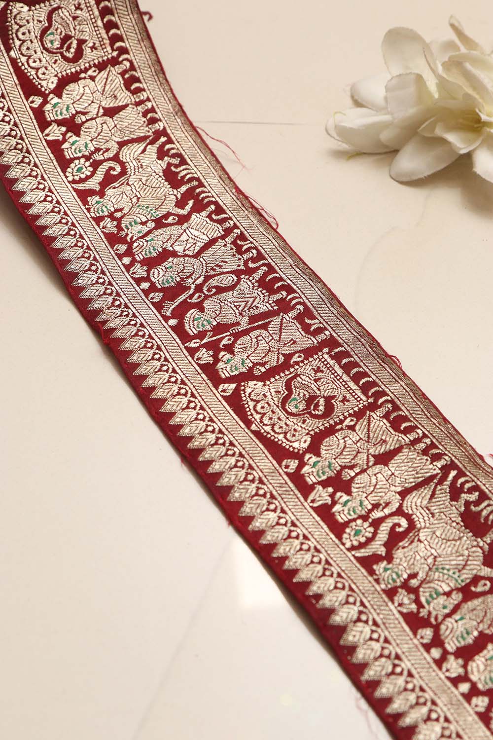 Maroon Banarasi Handloom Vintage Pure Silk Border Lace ( 1 Mtr ) - Luxurion World