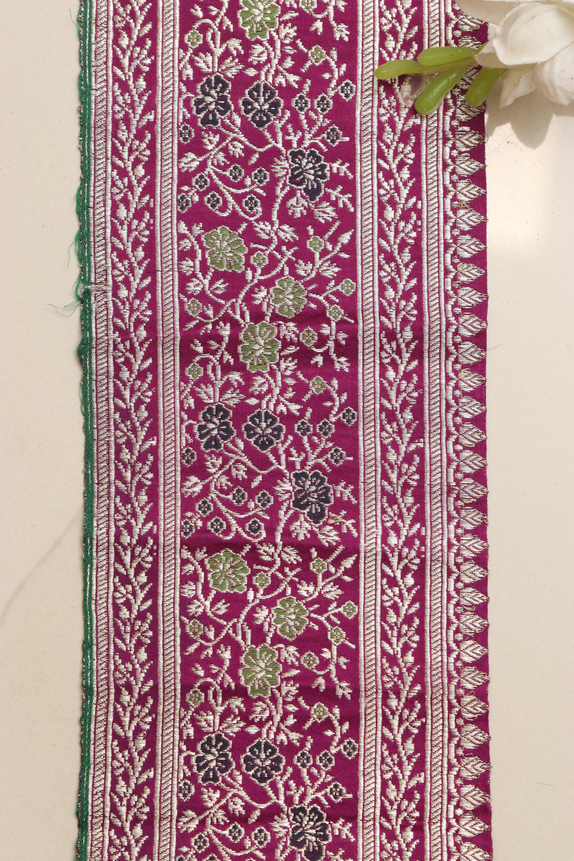 Exquisite Purple Banarasi Handloom Vintage Pure Silk Border Lace ( 1 Mtr ) - Luxurion World