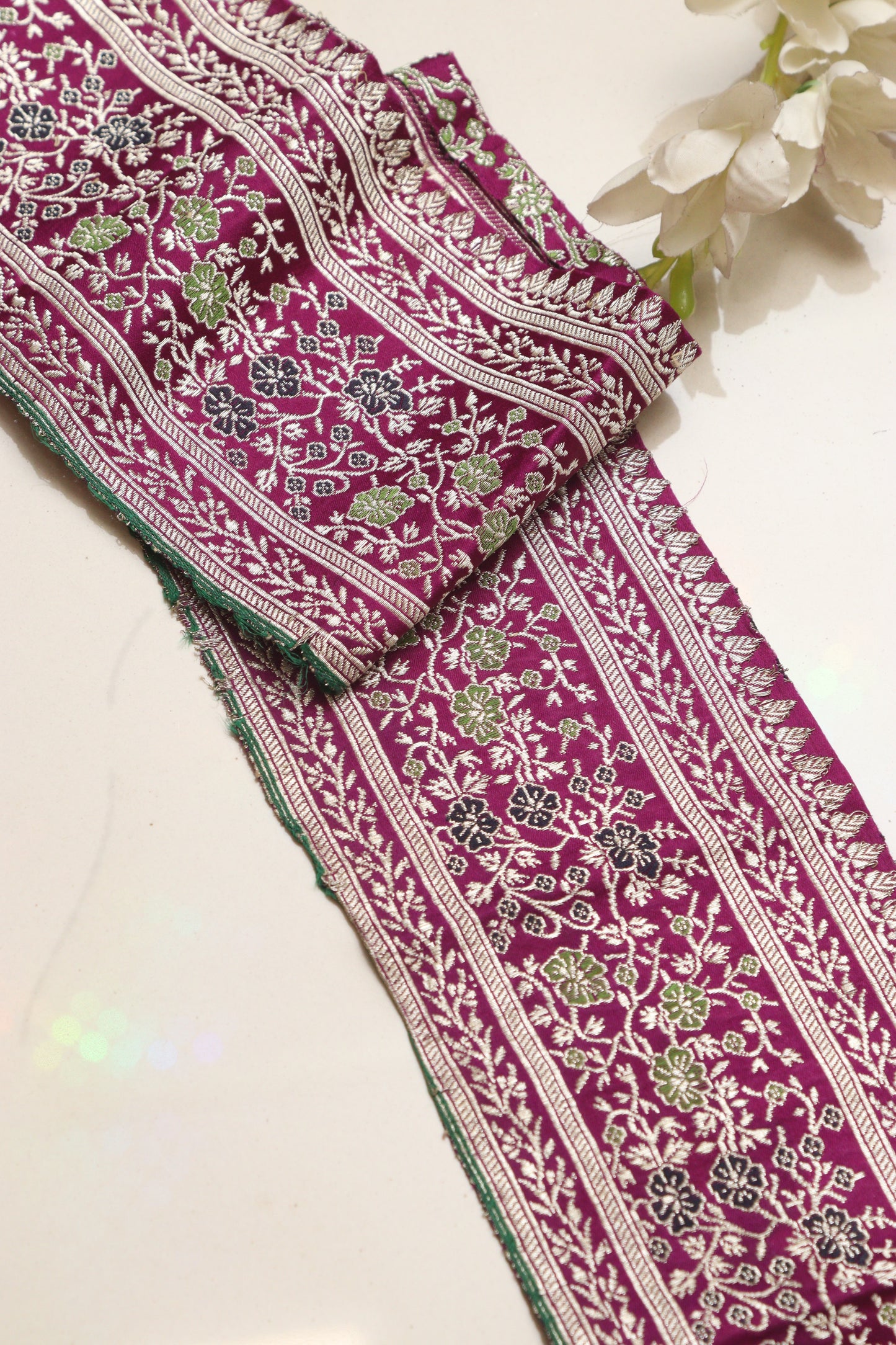 Exquisite Purple Banarasi Handloom Vintage Pure Silk Border Lace ( 1 Mtr ) - Luxurion World