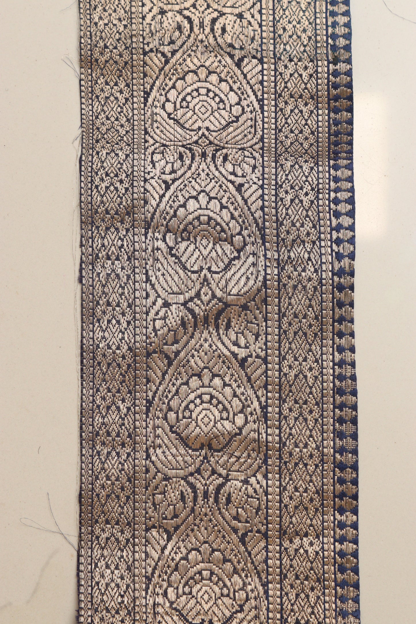 Blue Banarasi Handloom Vintage Pure Silk Border Lace ( 1 Mtr ) - Luxurion World