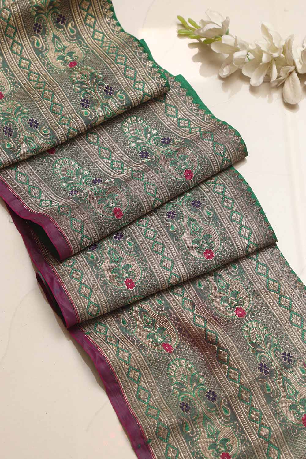 Green Banarasi Handloom Vintage Pure Silk Border Lace ( 1 Mtr ) - Luxurion World