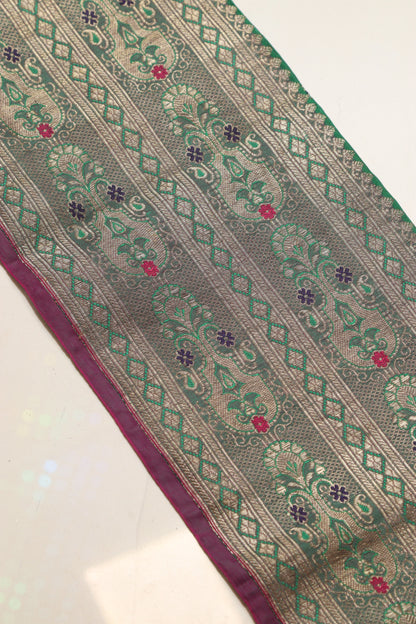 Green Banarasi Handloom Vintage Pure Silk Border Lace ( 1 Mtr ) - Luxurion World