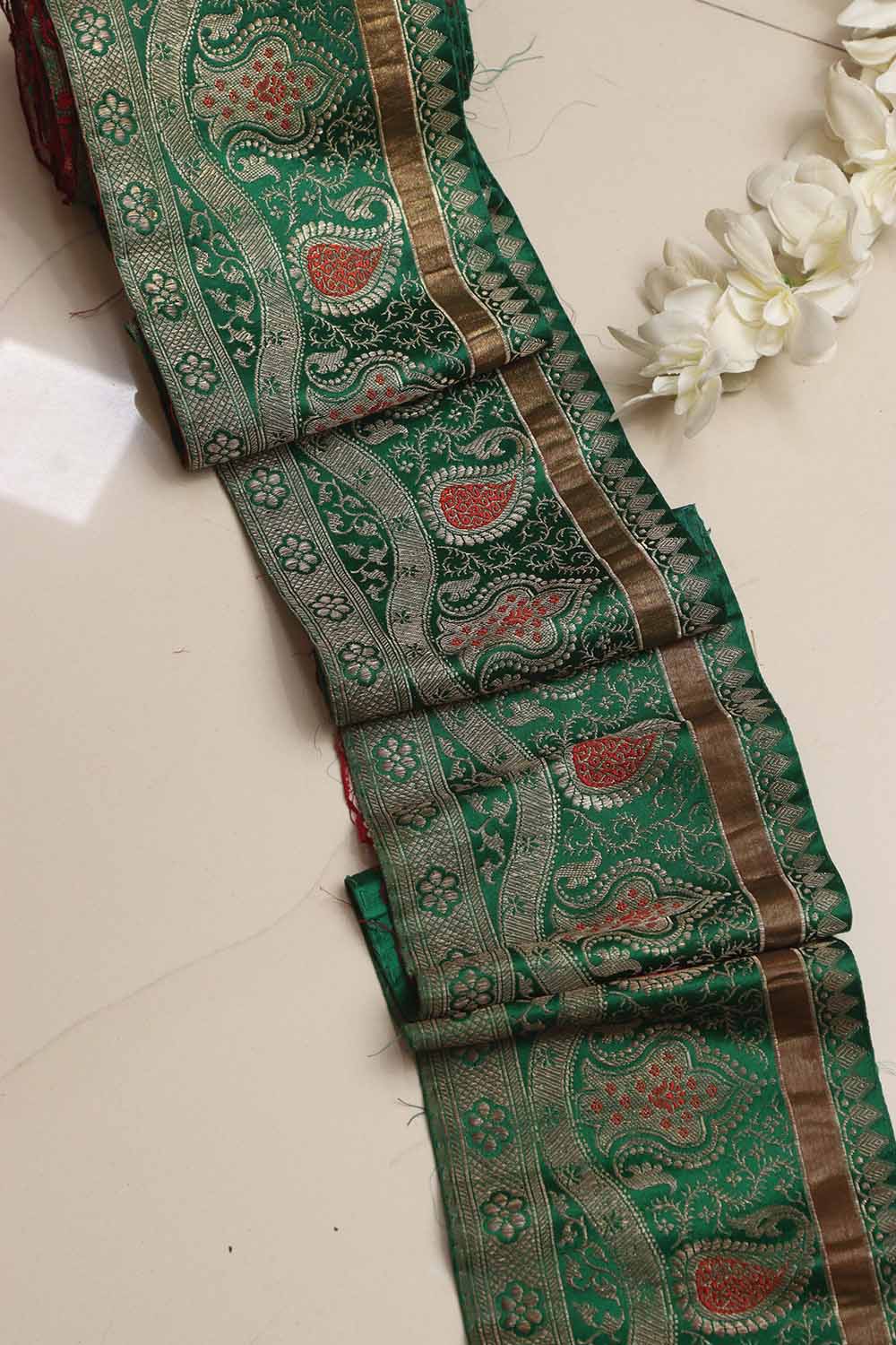 Green Banarasi Handloom Vintage Pure Silk Border Lace ( 1 Mtr ) - Luxurion World